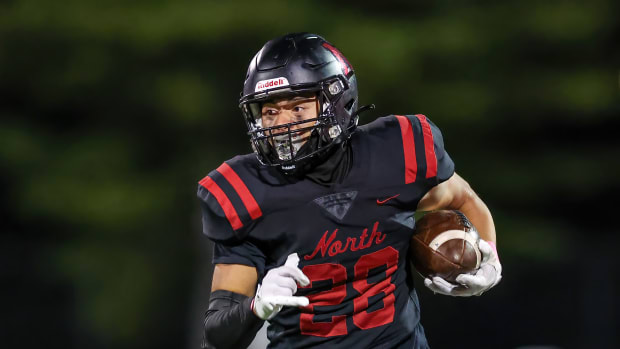 Lee's Summit North football